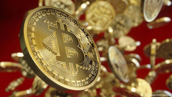 В понедельник Биткоин Bitcoin подешевел на 2 5 тыс РБК Крипто